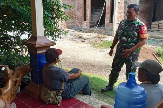 Peran Strategis Babinsa dalam Ciptakan Keamanan dan Silaturahmi di Karangkobar