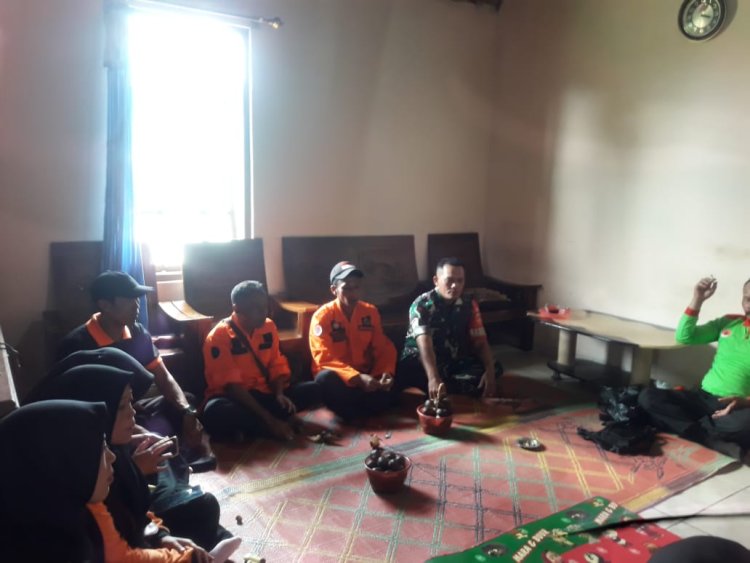 Babinsa Hadiri Pertemuan Rutin Relawan Forum Destana Karangkobar