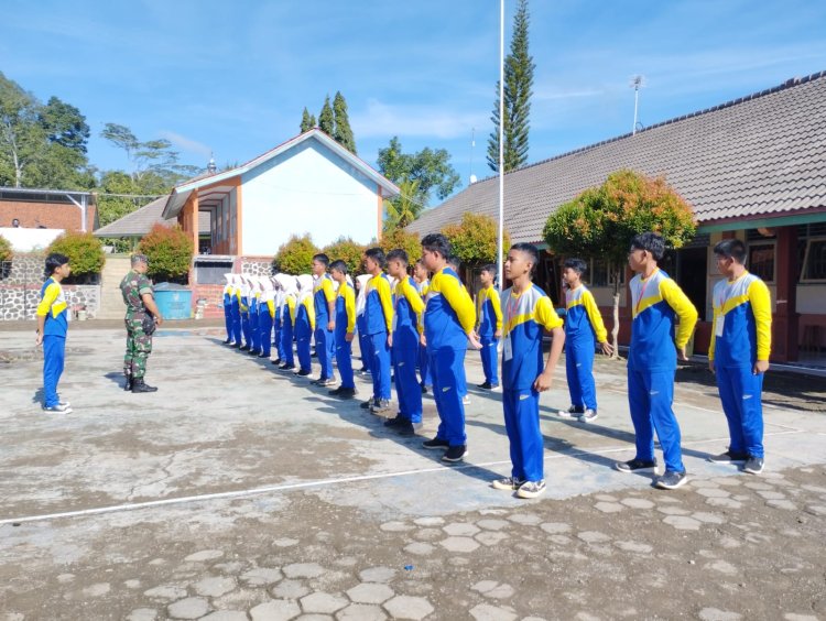 Babinsa Koramil 16/Wanareja Berikan Latihan Dasar Kepemimpinan