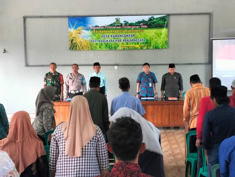 Babinsa Hadiri Musdes Karanganyar Kolaborasi Pembangunan Desa