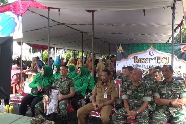 Bazar Murah TNI Meriahkan Idul Fitri 1445 Upaya Kesejahteraan Prajurit dan Masyarakat