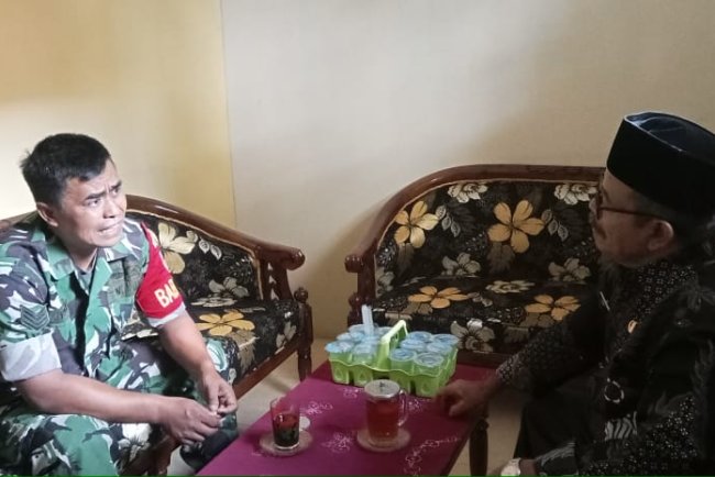 KEDEKATAN BABINSA DAN WARGA 