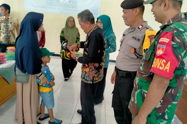 Babinsa Mewakili Danposramil Hadiri Kegiatan Pemberian Makan Tambahan Berbasis Makanan Lokal Bagi Ibu Hamil Dan Balita Kurang Gizi