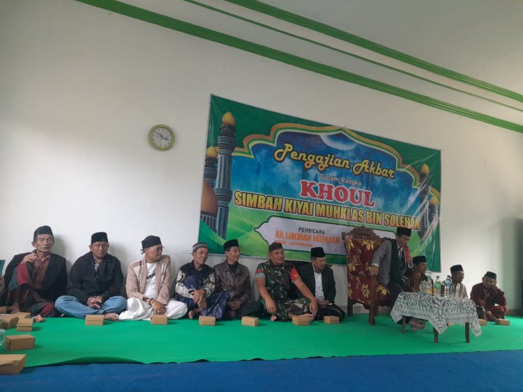 Babinsa Hadiri Pengajian Haul Almarhum Almagfurah KH. Muklas Bin Solehan Desa Karangkobar