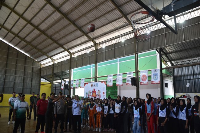 Dandim 0704/Banjarnegara Resmi Buka Turnamen Dandim Cup Basketball SD dan SMP