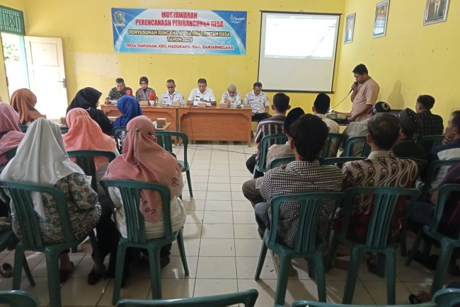 Babinsa Koramil 14/Madukara Hadiri Musdes  RKP Desa Dawuhan