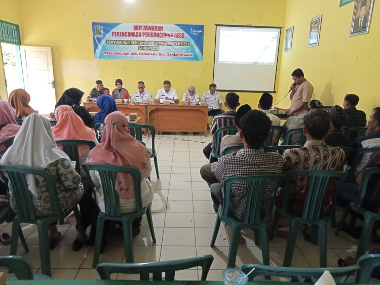 Babinsa Koramil 14/Madukara Hadiri Musdes  RKP Desa Dawuhan