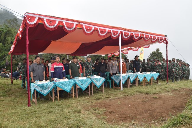 Kodim 0704 Banjarnegara Geo Dipa dan Perhutani Gelar Penanaman 7.000 Pohon di Desa Pekasiran