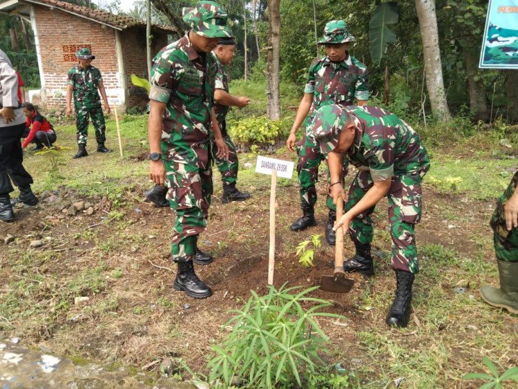 DANRAMIL 09 SUSUKAN BERSAMA ANGGOTA BERSATU DENGAN ALAM LAKSANAKAN PENGHIJAWAN