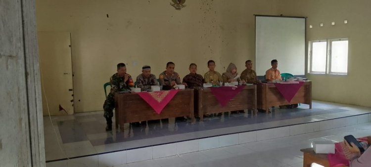 Babinsa Hadiri Rapat Penetapan dan Pembekalan Bakal Calon Perangkat Desa
