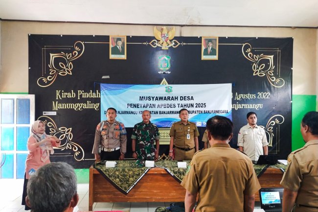 Batuud Koramil 13 Banjarmangu Hadiri Musyawarah Desa Penetapan APBDes Tahun 2025