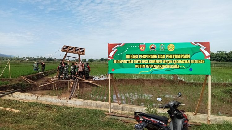 Babinsa Dukung Program Irigasi Perpompaan Lahan Pertanian Pemasangan Tower Tandon Air