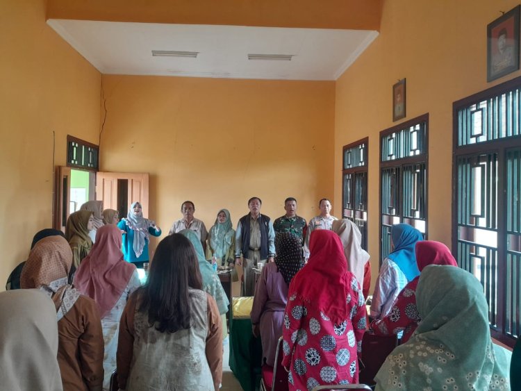 Mewakili Danramil Sertu Tohar Hadiri Pertemuan Ikatan Kelompok Wanita Tani Banjarnegara Aswatabara