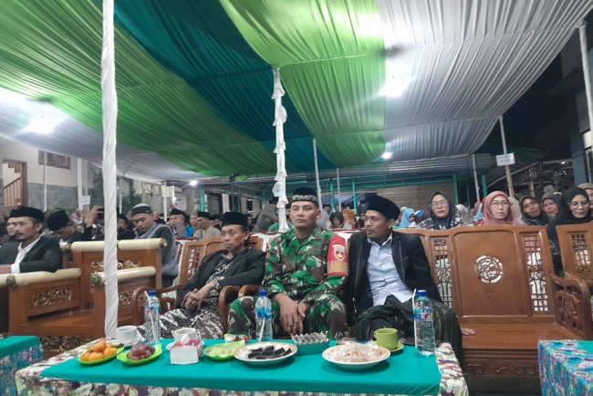 Mewakili Danramil Babinsa Hadiri Haflah Attasakur Lilikhitamil Qur'an  Pondok Pesantren ANNUR
