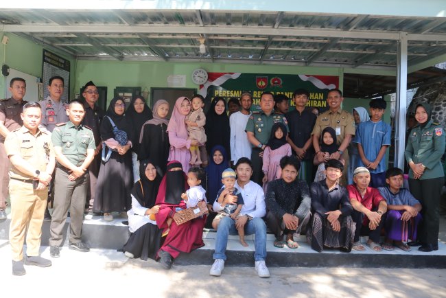 Danrem 071 Wijayakusuma Resmikan Rehab Panti Asuhan Griya Amanah dan Serahkan Akta Lahir bagi Anak-Anak Banjarnegara