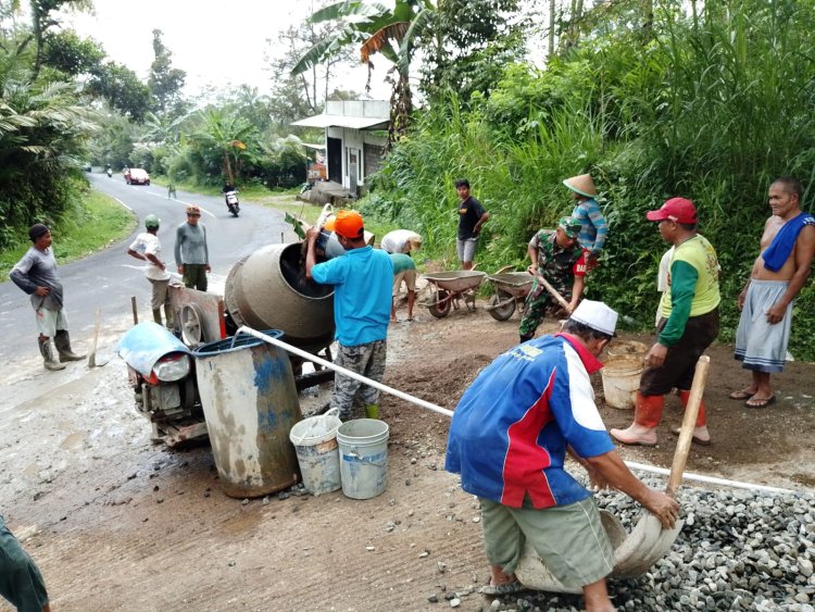 Wujudkan Sinergitas TNI Bersama Rakyat Laksanakan Karya Bakti Bersama Warga binaan