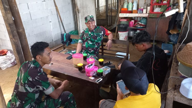 Babinsa Koramil 04/Karangkobar Jalin Komsos Dengan Warga Binaan