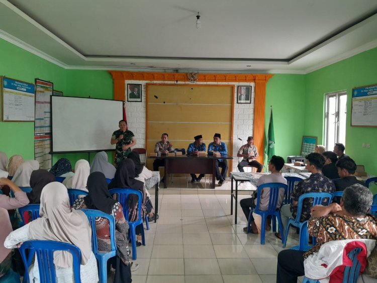 Danramil 04 Karangkobar Hadiri Pembekalan Calon Perangkat Desa Pagerpela
