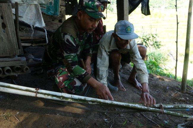 Mbah Tamad Ucapkan Terima Kasih kepada Satgas TMMD Kodim 0710/Pekalongan atas Program Pipanisasi di Windurojo