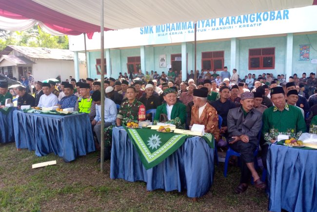 Mewakili Danramil Serka Heru Karmanto Menghadiri Tablig Akbar  Di SMK Muhamadiyah Karangkobar
