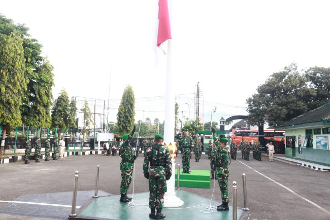 Kasdim 0704 Banjarnegara Pimpin Upacara 17-an