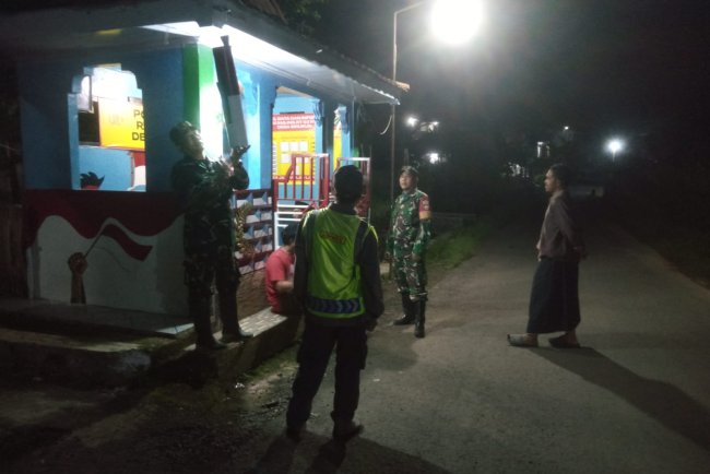 Babinsa Koramil 06 Kalibening melaksanakan Patroli Wilayah Binaan