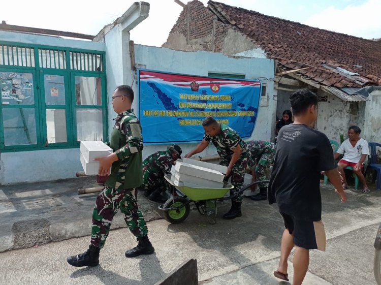 Gotong Royong TNI dan Warga Wujud Nyata Kepedulian Lewat Rehabilitasi RTLH