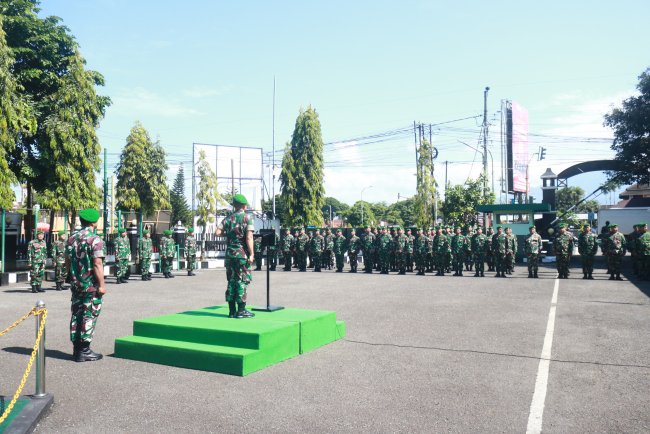 Kenaikan Pangkat dan Pelepasan Purna Tugas di Kodim 0704 Banjarnegara