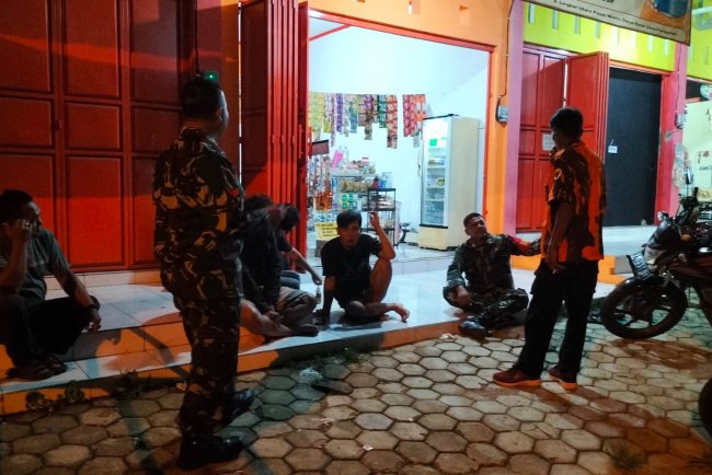 Koramil 11 Punggelan Gelar Patroli Malam Warga Punggelan Merasa Lebih Aman