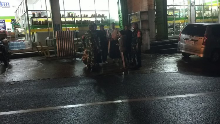 Laksanakan Patroli Malam Bersama Tokoh Masyarakat dan Tokoh Pemuda Batur