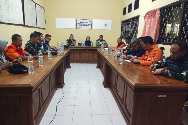 Rapat Darurat Penanganan Longsor Pandanarum
