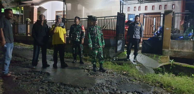 Babinsa, Linmas Dan Warga Laksanakan Patroli Siskamling