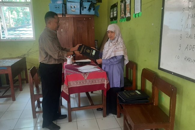 Peltu Siwi Dukung Gerakan Ayah Mengambil Raport Anak