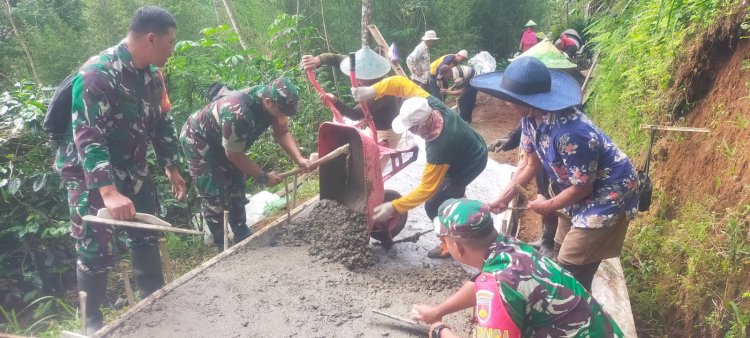 Tingkatkan Kesejahteraan Petani, Danramil 06/Kalibening Pelopori Pembuatan JUT