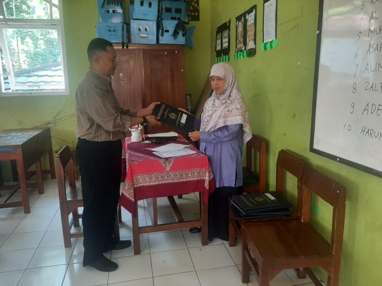 Peltu Siwi Dukung Gerakan Ayah Mengambil Raport Anak