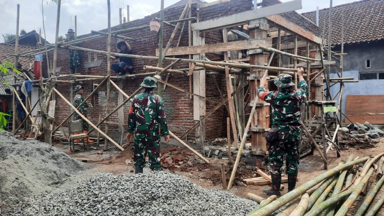 Koramil Wanadadi Laksanakan Karya Bakti RTLH di Desa Medayu