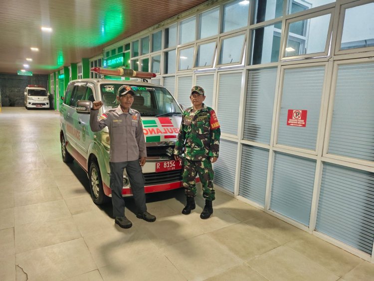 Babinsa Dan Linmas Melaksanakan Patroli Malam Jaga Rasa Aman Di Wilayah Kecamatan Rakit