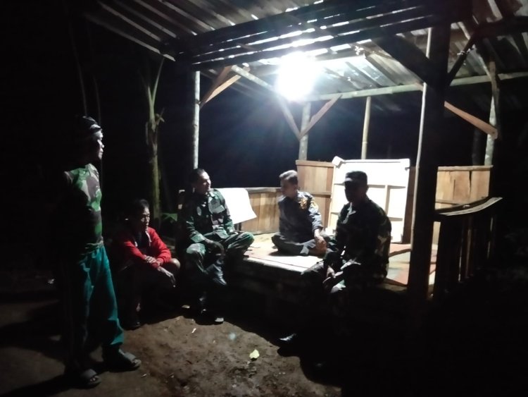 Danposramil Pagedongan bersama satlinmas melaksanakan patroli sistem keamanan lingkungan