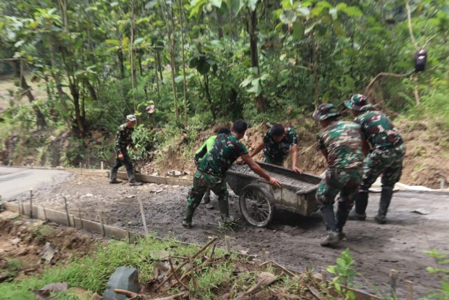 Menjelang Purna Tugas, Semangat Satgas TMMD Kodim Brebes Tetap Membara Hingga Garis Finish