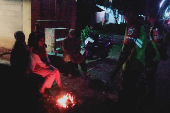 Babinsa Koramil 06 Kalibening Patroli Siskamling menjelang Hari Raya Idul Fitri 1447 H