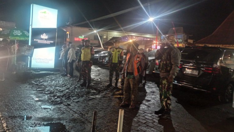 Babinsa Koramil 05 Batur patroli di kawasan wisata Dieng