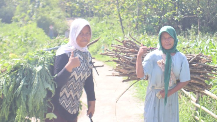 Jarak Lebih Dekat, Itulah Senyum Kebanggaan Petani Cikuya Saat Jalan Baru TMMD Terwujud