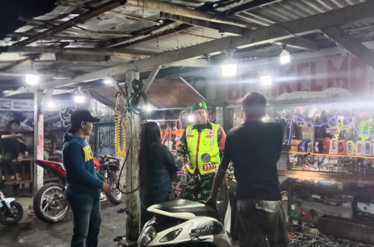 Jaga Kondusivitas Wilayah TMMD, Babinsa Sertu Sodikin Intensifkan Patroli dan Komsos di Desa Cikuya