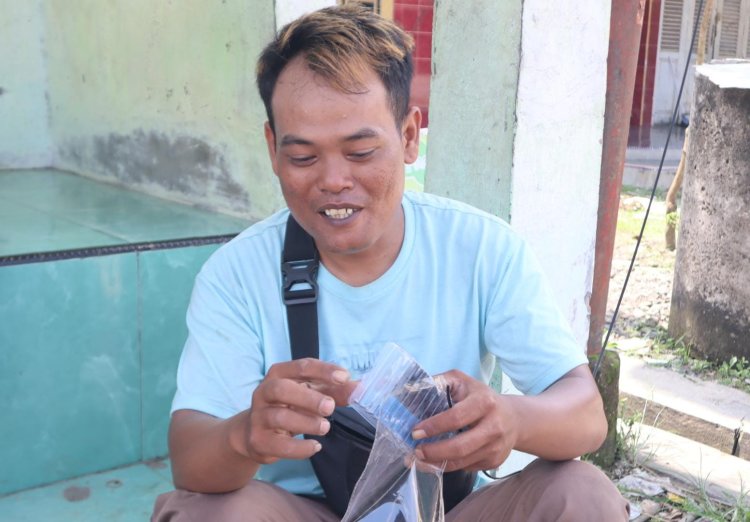 Pangling dengan Wajah Baru Desa Cikuya, Teknisi Internet Puji Kualitas Jalan Hasil TMMD Kodim Brebes