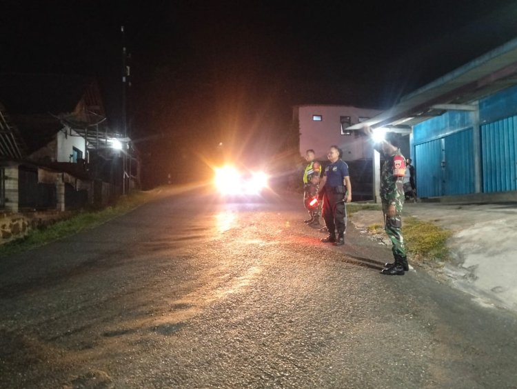 Babinsa Koramil 07 Mandiraja Melaksanakan Pemantauan Pos PAM Lebaran