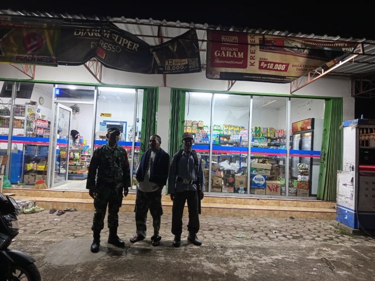 Babinsa dan Linmas Intensifkan Patroli Malam Wujudkan Lingkungan Aman