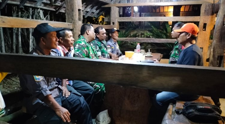 Babinsa Koramil 01 Banjarnegara Laksanakan Patroli Pos Kamling