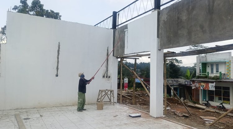 Sentuhan Akhir Mulai Terlihat KDKMP Petuguran Kian Siap Digunakan