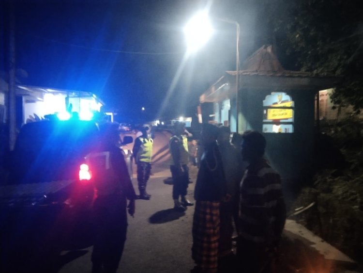 Babinsa Laksanakan Patroli Siskamling Dipastikan Wilayah Aman