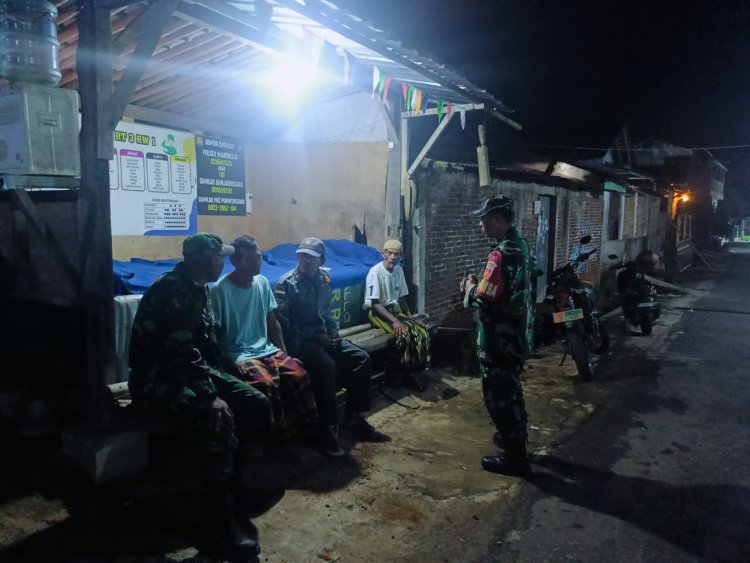 Koramil 07 Mandiraja melaksanakan Patroli malam bersama Linmas dan Kokam